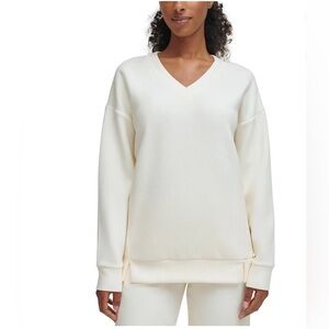 NWT Marc New York Women's Cozy Ribbed V Neck Long Sleeves Pullover Top